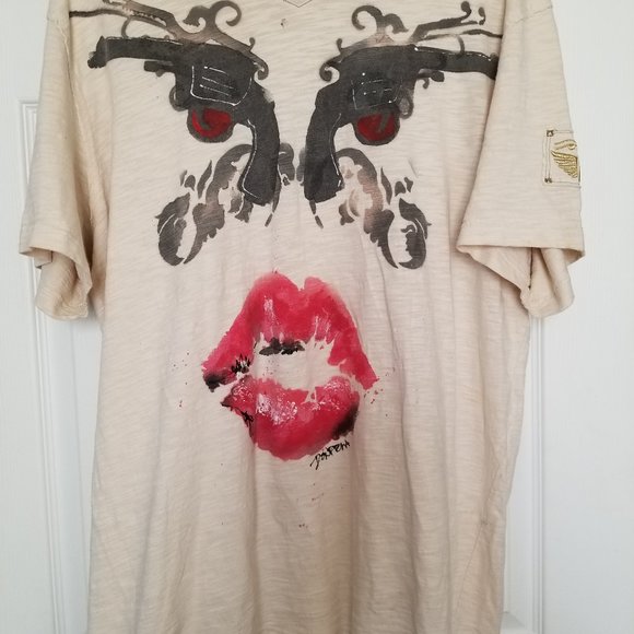 **ART NUVO Cool Custom Art design Pistols and Lips Men's sz 3XL T Shirt Cream - Picture 1 of 4